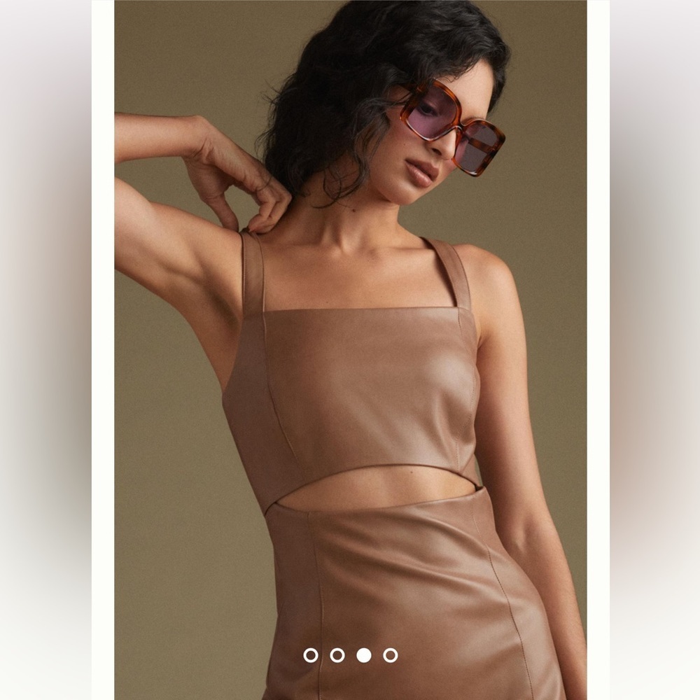 Anthropologie NWT Avec Les Filles Faux Leather
Cutout Dress Size XXS. - Picture 4 of 10